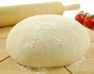 Bezdrojjevoe-testo-dlya-piccy-recept-300x235